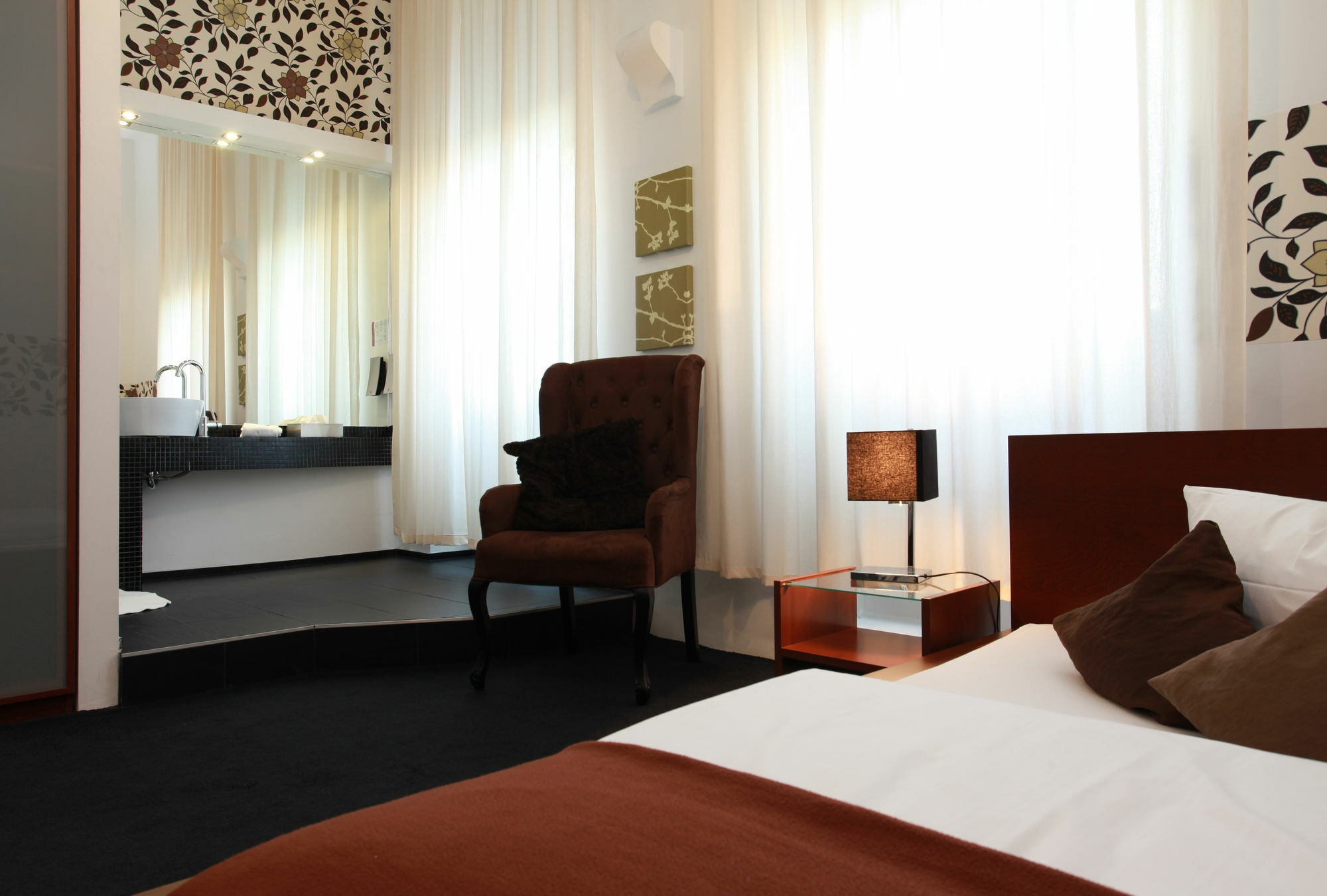 Amical Hotel وبرتال المظهر الخارجي الصورة